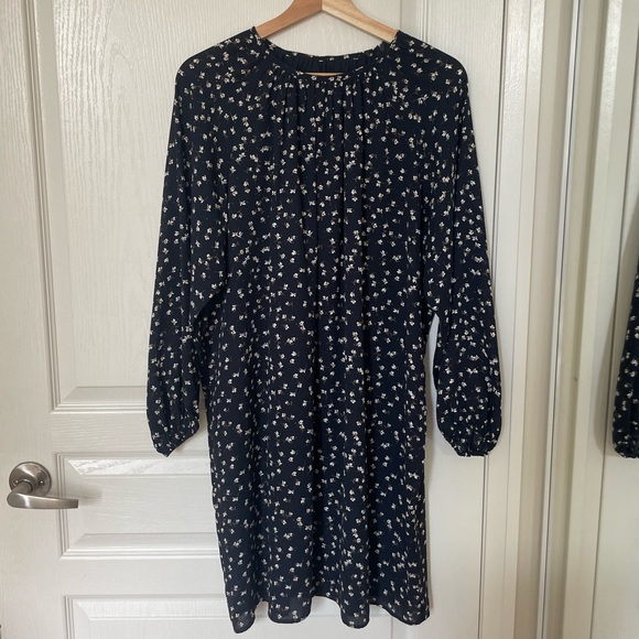 OAK+ FORT Navy Floral Dress - Picture 1 of 5